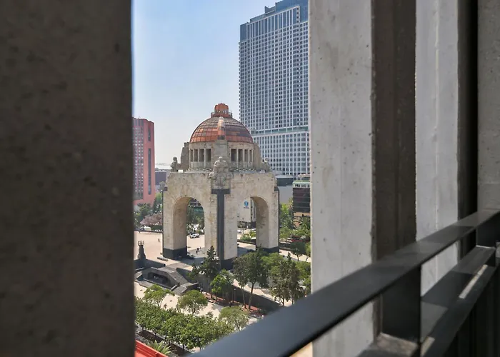 Private Terrace Overlooking The Monument To The Revolution Apartment *
